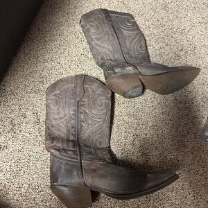 Durango woman’s cowgirl boots